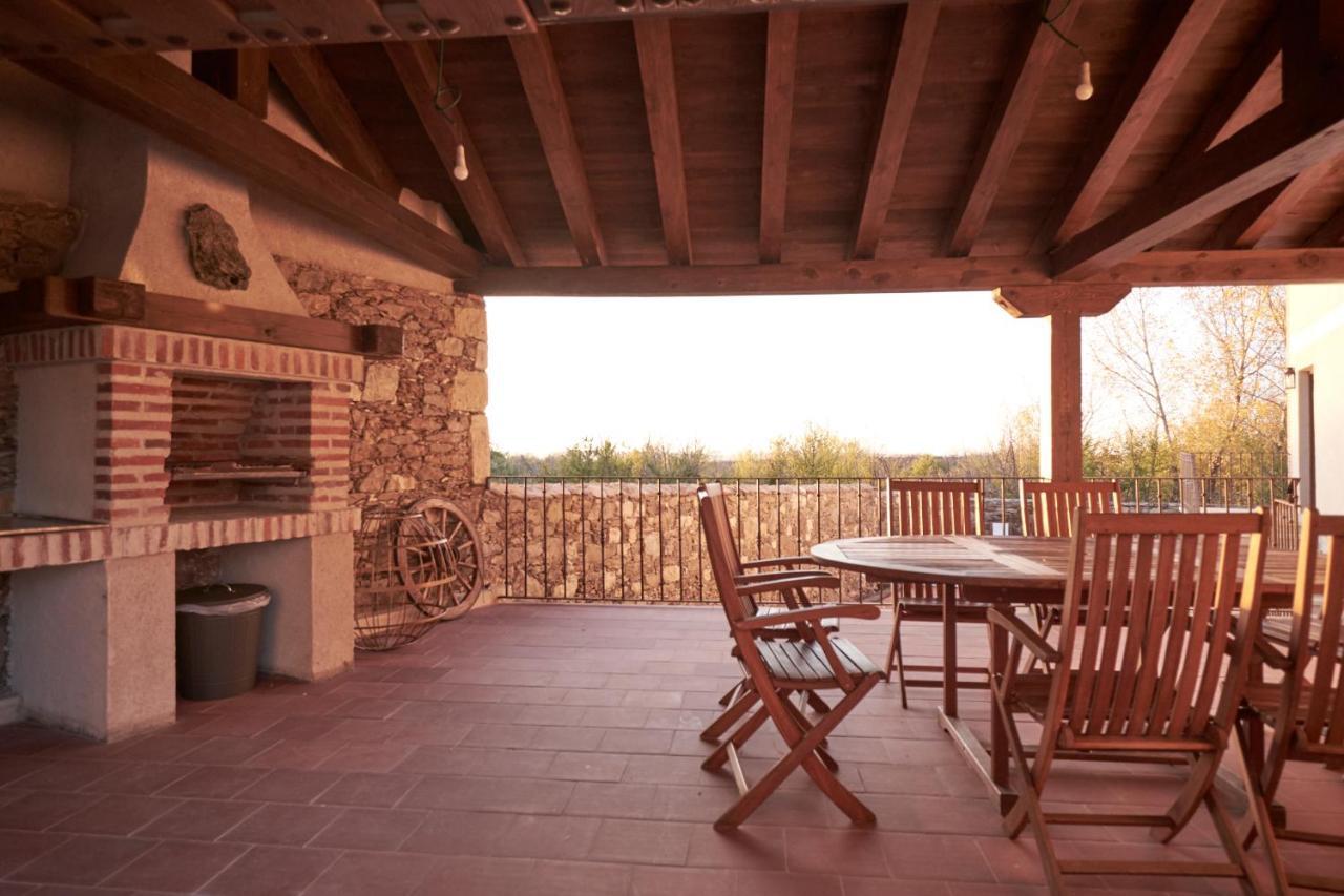 Casa Rural Victoriano Pedraza Rades de Abajo Luaran gambar